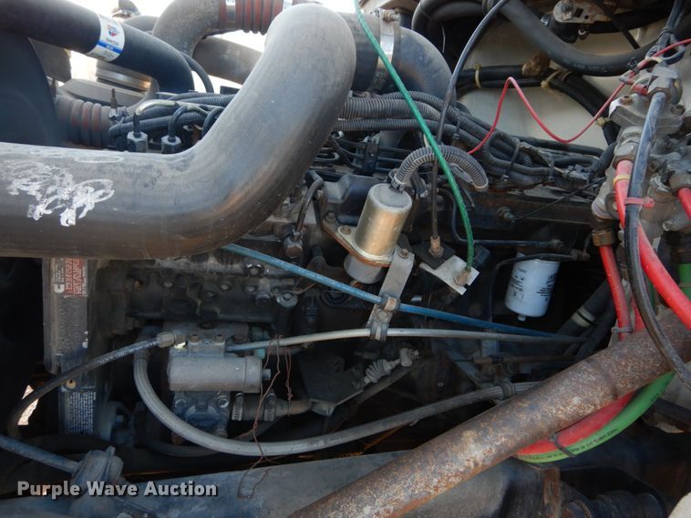 image for item DH5051 1995 Freightliner FL80 bucket truck