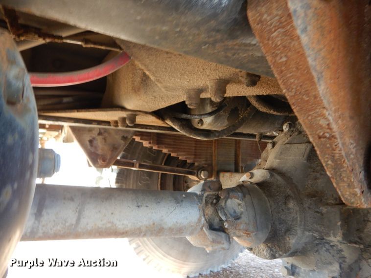 image for item DH5051 1995 Freightliner FL80 bucket truck