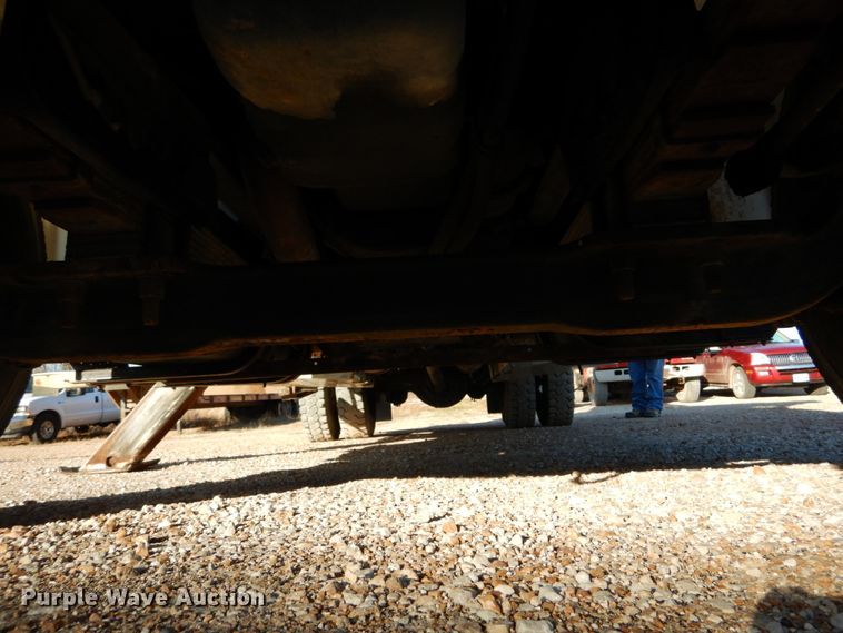 image for item DH5051 1995 Freightliner FL80 bucket truck