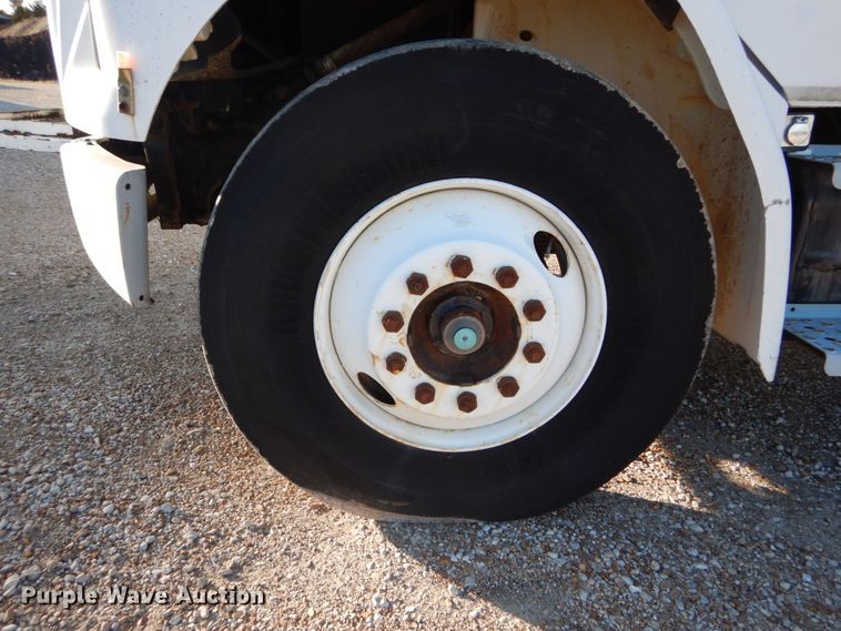 image for item DH5051 1995 Freightliner FL80 bucket truck