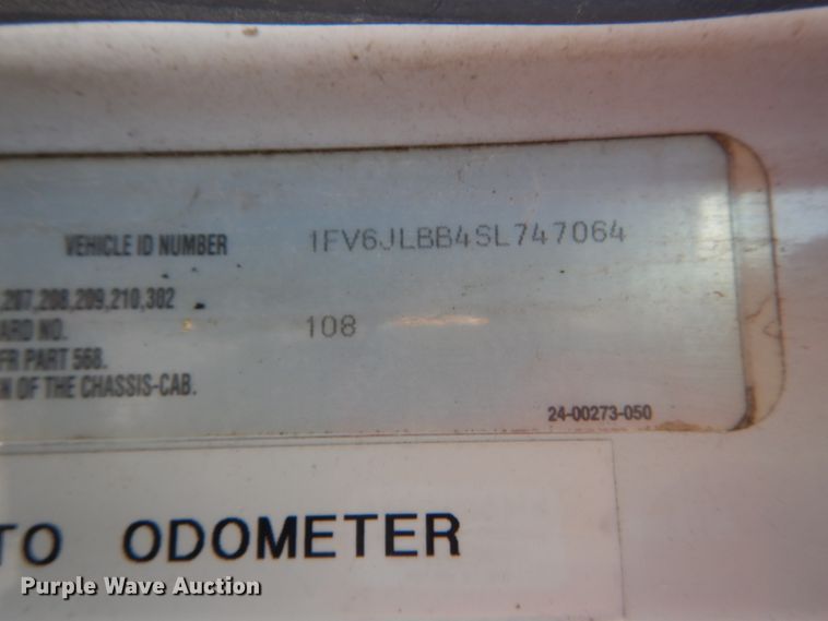 image for item DH5051 1995 Freightliner FL80 bucket truck