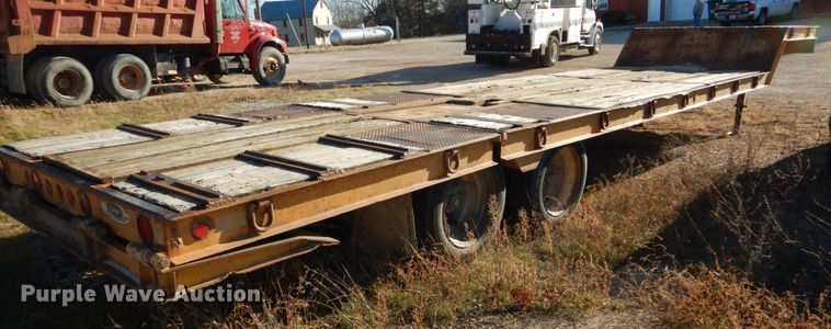 image for item DH5052 1991 Etnyre drop deck equipment trailer