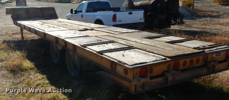 image for item DH5052 1991 Etnyre drop deck equipment trailer