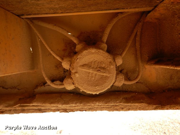 image for item DH5052 1991 Etnyre drop deck equipment trailer