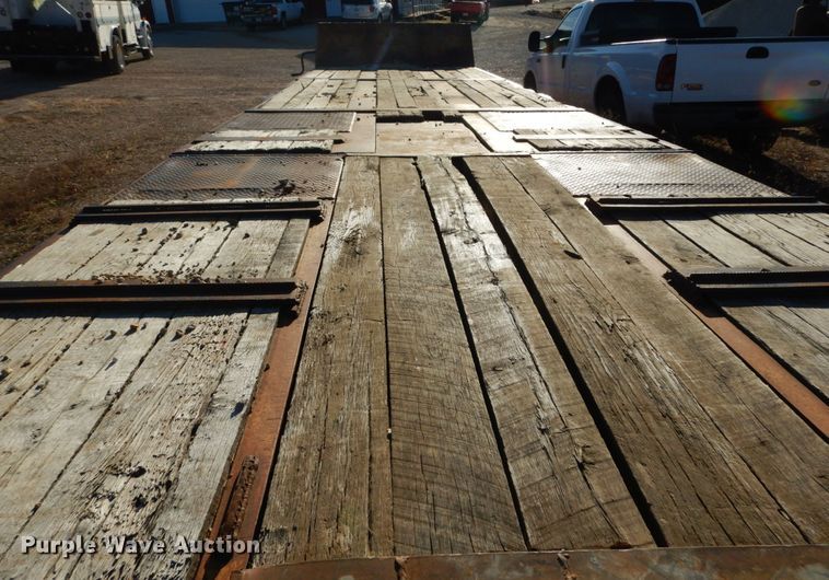 image for item DH5052 1991 Etnyre drop deck equipment trailer