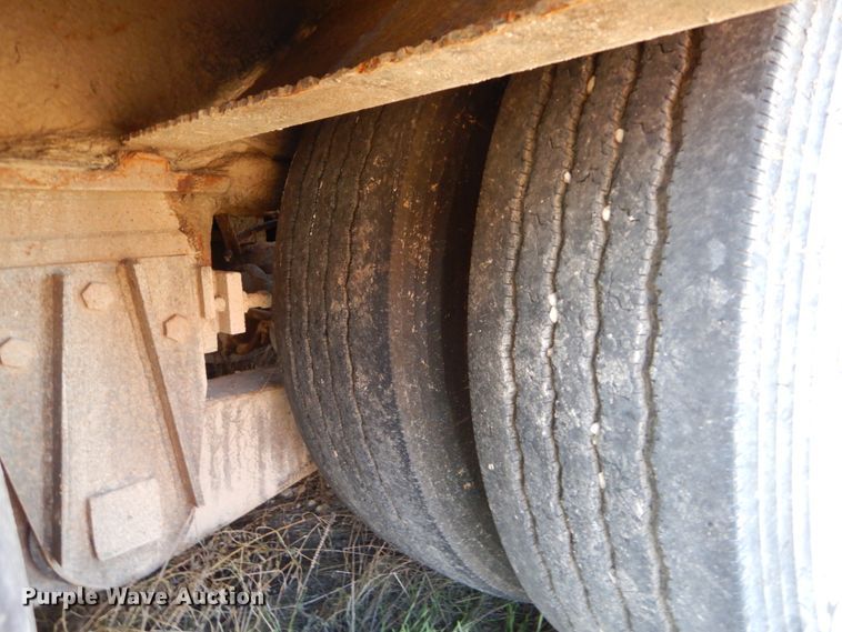 image for item DH5052 1991 Etnyre drop deck equipment trailer