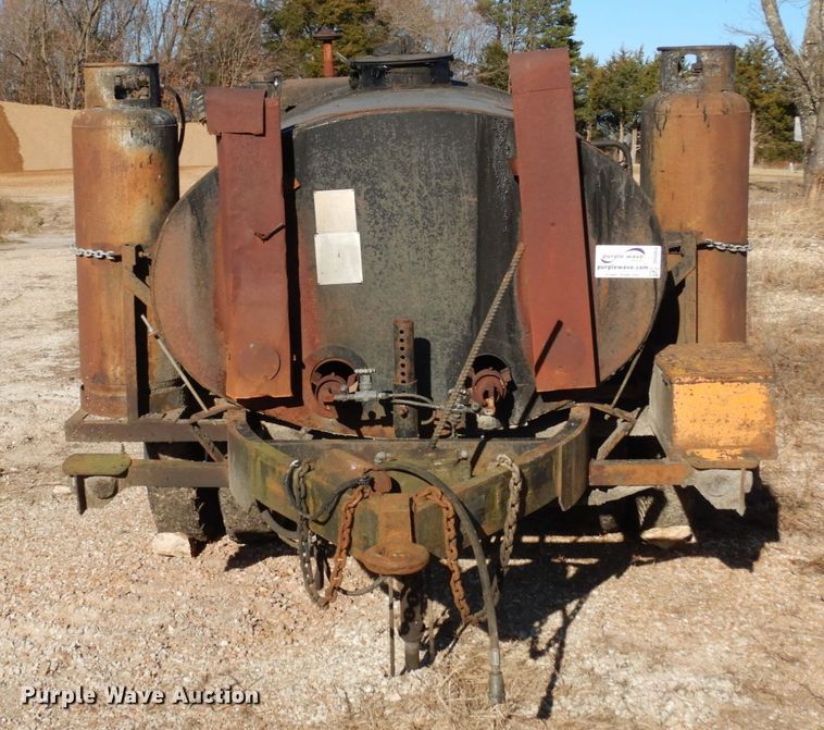 image for item DH5053 1974 Entyre MU6TR oil distributor