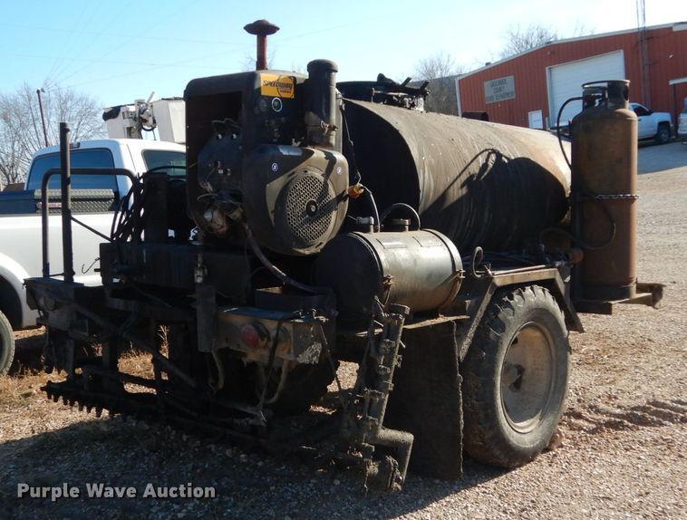 image for item DH5053 1974 Entyre MU6TR oil distributor