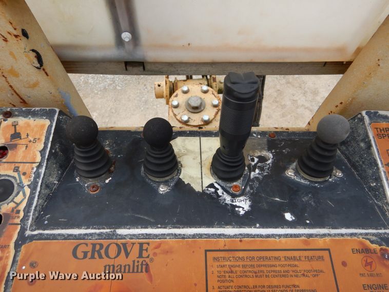 image for item DH5064 1998 Grove MZ46CXT boom lift