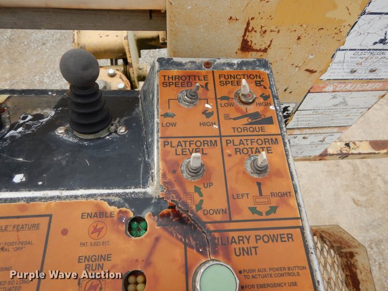 image for item DH5064 1998 Grove MZ46CXT boom lift