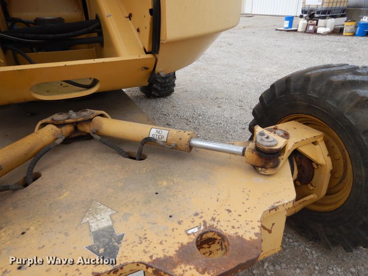 image for item DH5064 1998 Grove MZ46CXT boom lift