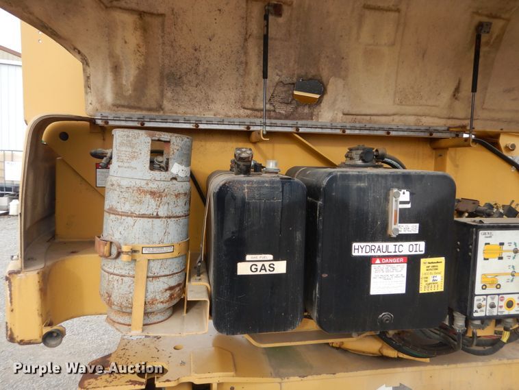 image for item DH5064 1998 Grove MZ46CXT boom lift