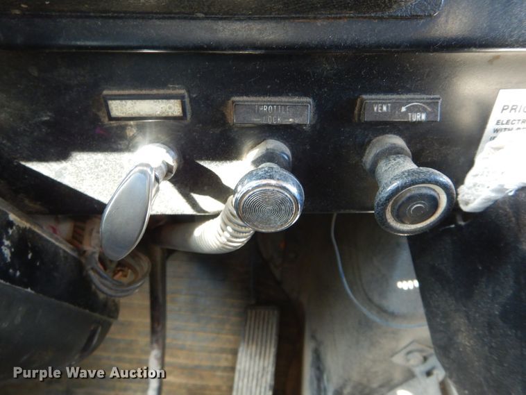 image for item DH6791 1982 International 1954 dump truck