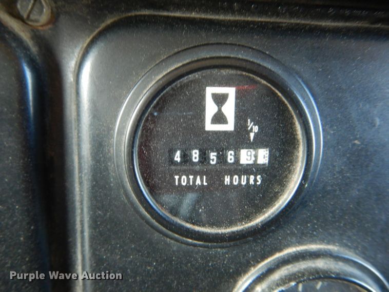 image for item DH6791 1982 International 1954 dump truck