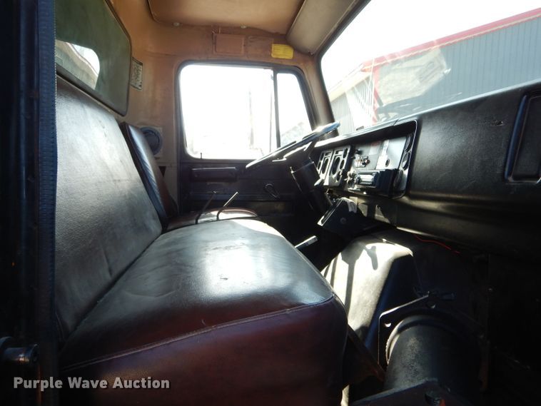 image for item DH6791 1982 International 1954 dump truck