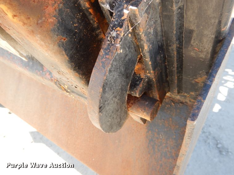 image for item DH6791 1982 International 1954 dump truck