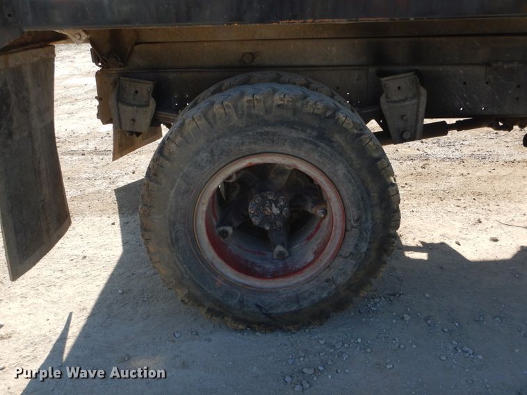 image for item DH6791 1982 International 1954 dump truck