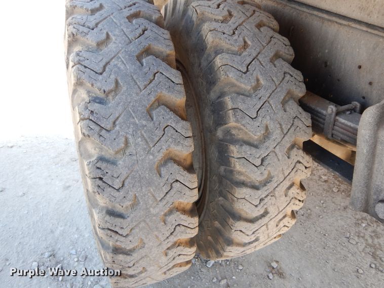 image for item DH6791 1982 International 1954 dump truck