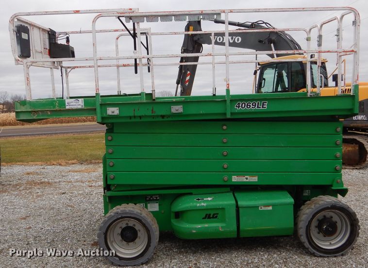 image for item DH6901 JLG 4069LE scissor lift