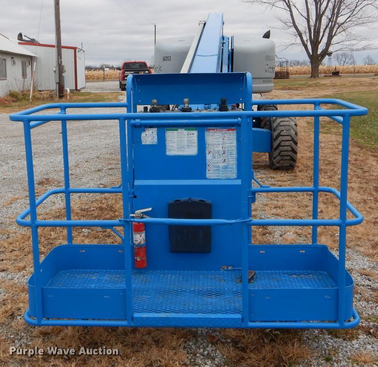 image for item DH6903 2007 Genie S65 boom lift