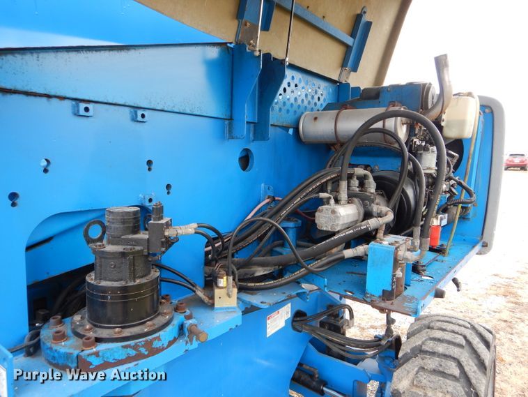 image for item DH6903 2007 Genie S65 boom lift