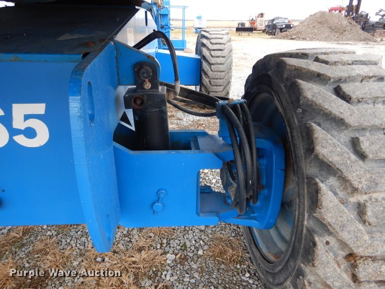 image for item DH6903 2007 Genie S65 boom lift