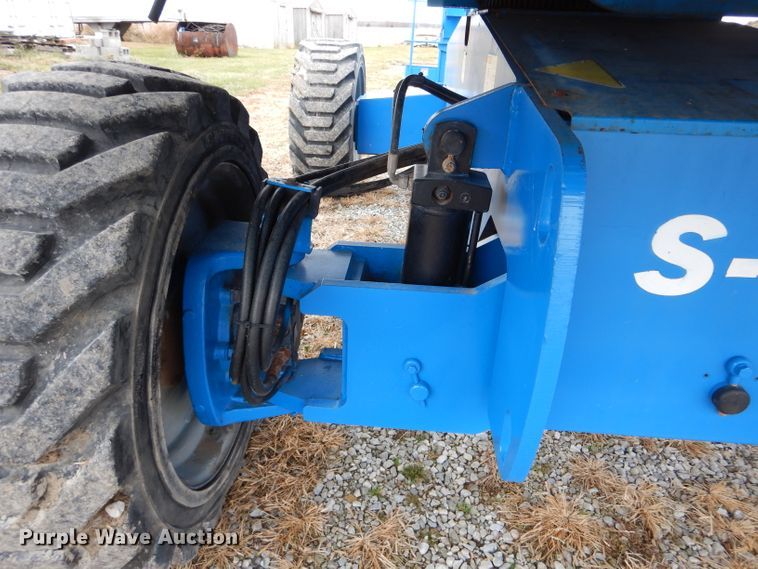 image for item DH6903 2007 Genie S65 boom lift