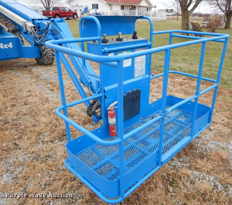 image for item DH6903 2007 Genie S65 boom lift