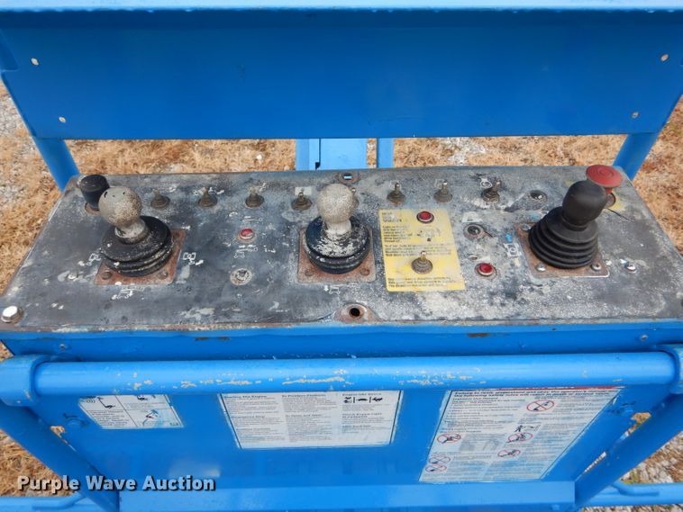 image for item DH6903 2007 Genie S65 boom lift