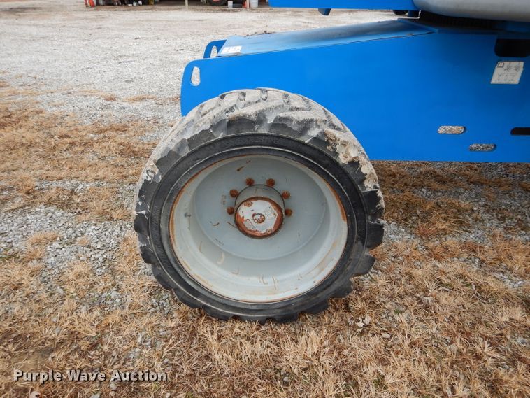 image for item DH6903 2007 Genie S65 boom lift