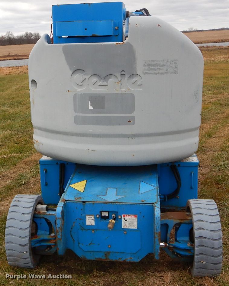 image for item DH6904 2008 Genie Z40/23NRJ boom lift
