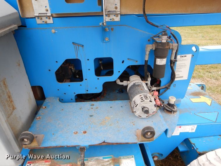 image for item DH6904 2008 Genie Z40/23NRJ boom lift