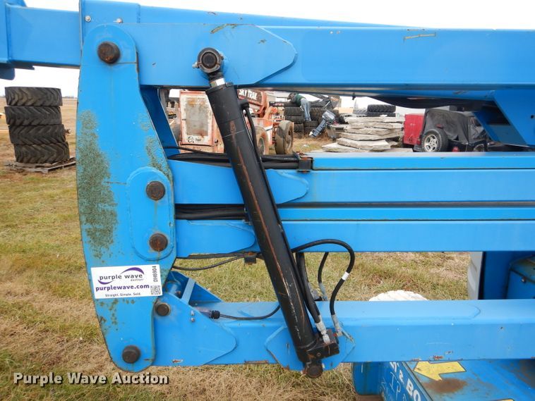 image for item DH6904 2008 Genie Z40/23NRJ boom lift