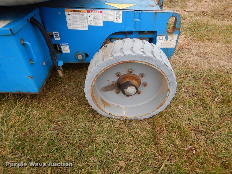 image for item DH6904 2008 Genie Z40/23NRJ boom lift