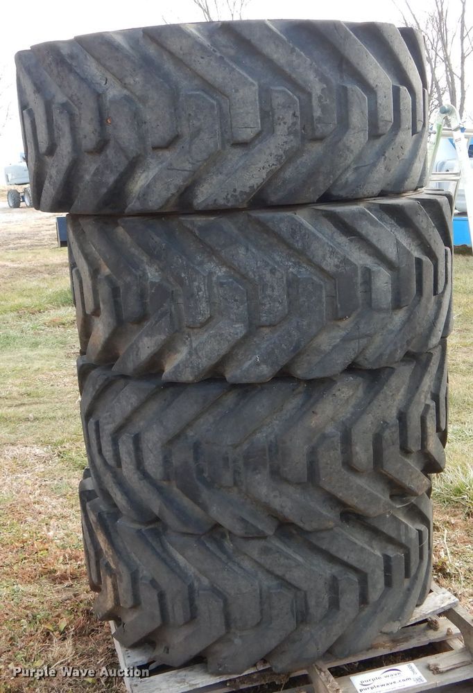 image for item DH6909 (4) In445/65D22.5 foam filled tires