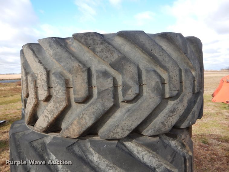 image for item DH6909 (4) In445/65D22.5 foam filled tires