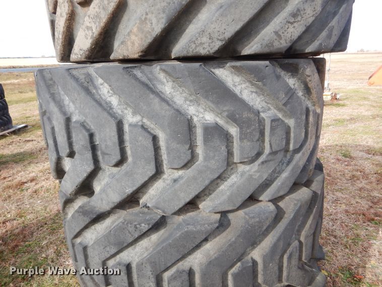 image for item DH6909 (4) In445/65D22.5 foam filled tires