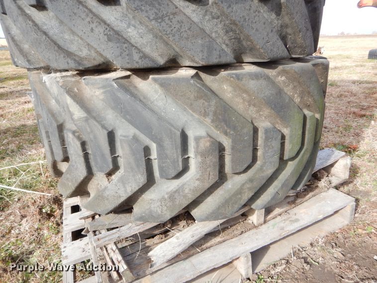 image for item DH6909 (4) In445/65D22.5 foam filled tires