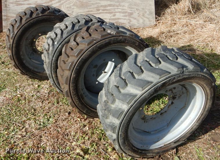 image for item DH6911 (4) 305/546 foam filled tires