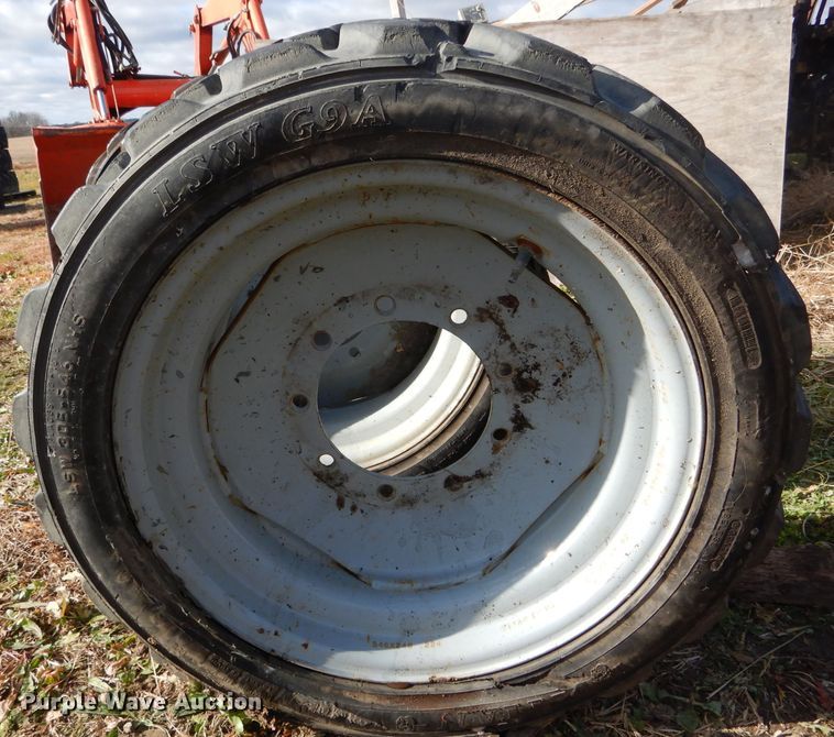 image for item DH6911 (4) 305/546 foam filled tires