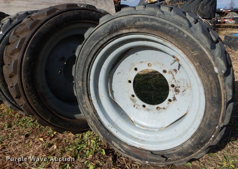 image for item DH6911 (4) 305/546 foam filled tires