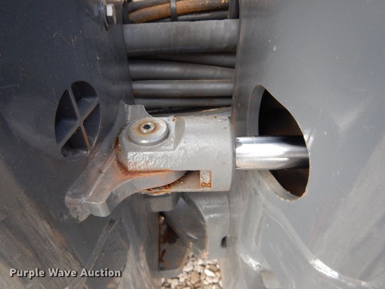 image for item DH6912 2011 Bomag BMP8500 trench compactor