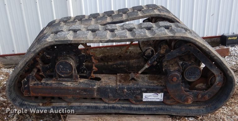 image for item DH6913 VTS skid steer tracks