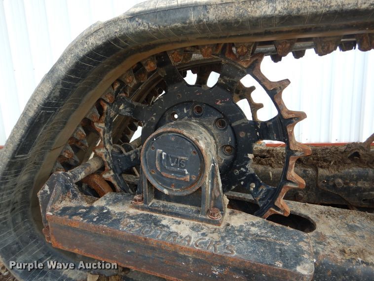 image for item DH6913 VTS skid steer tracks