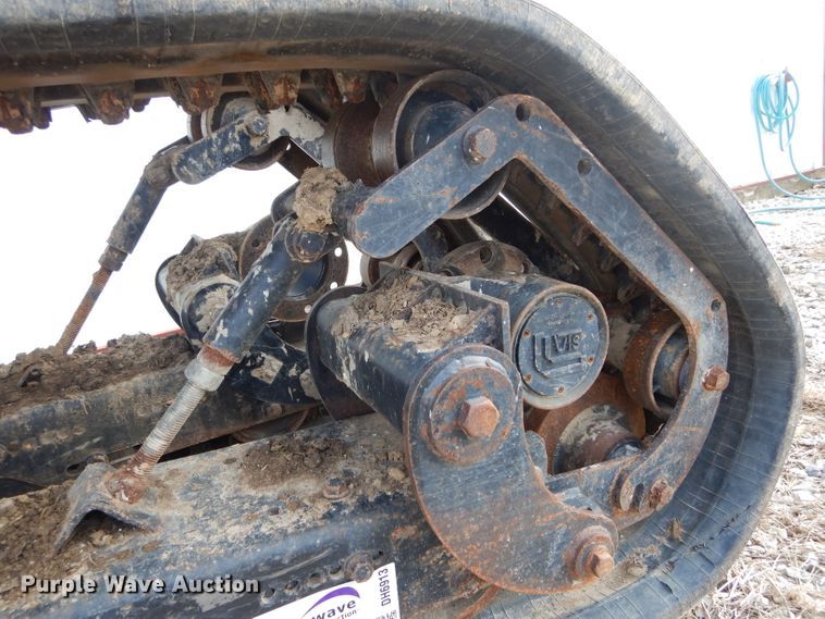 image for item DH6913 VTS skid steer tracks