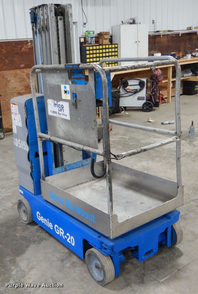 image for item DH6914 Genie GR-20 vertical lift