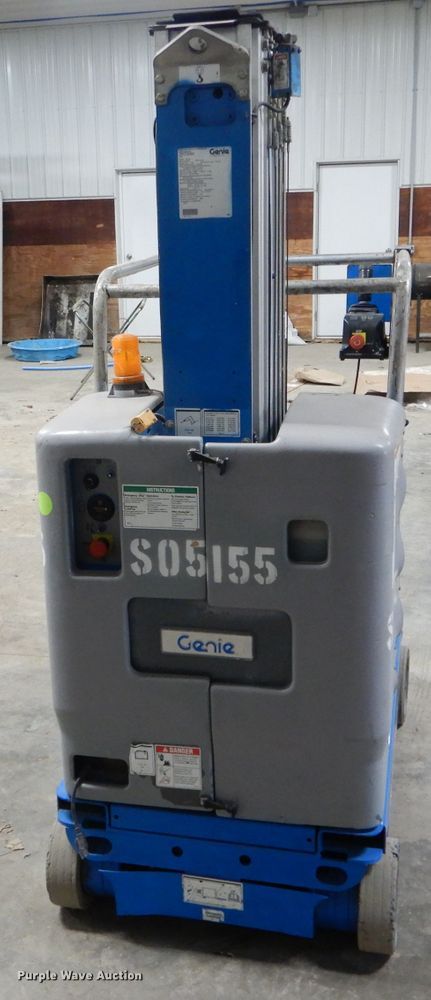 image for item DH6914 Genie GR-20 vertical lift