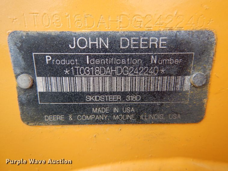 image for item DH6915 2013 John Deere 318D skid steer