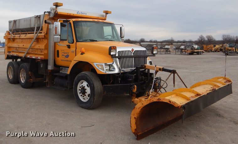 image for item DH6917 2006 International 7400 dump truck