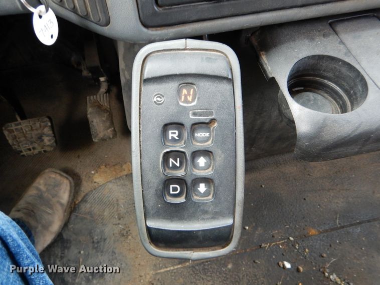 image for item DH6917 2006 International 7400 dump truck